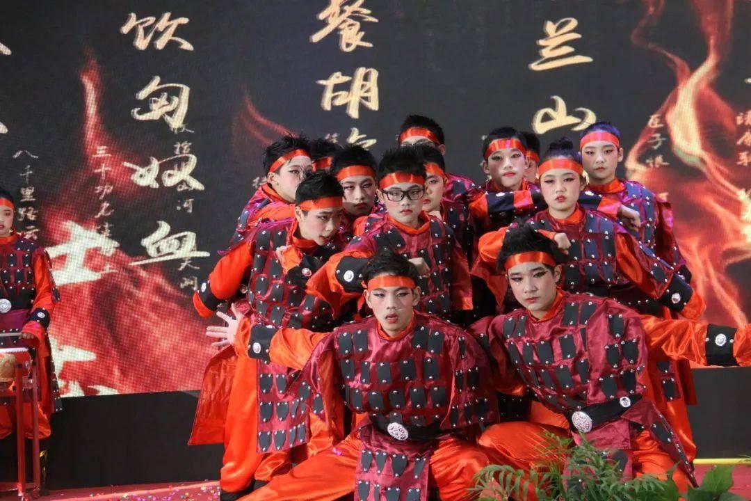 笔趣阁下载app游戏画面